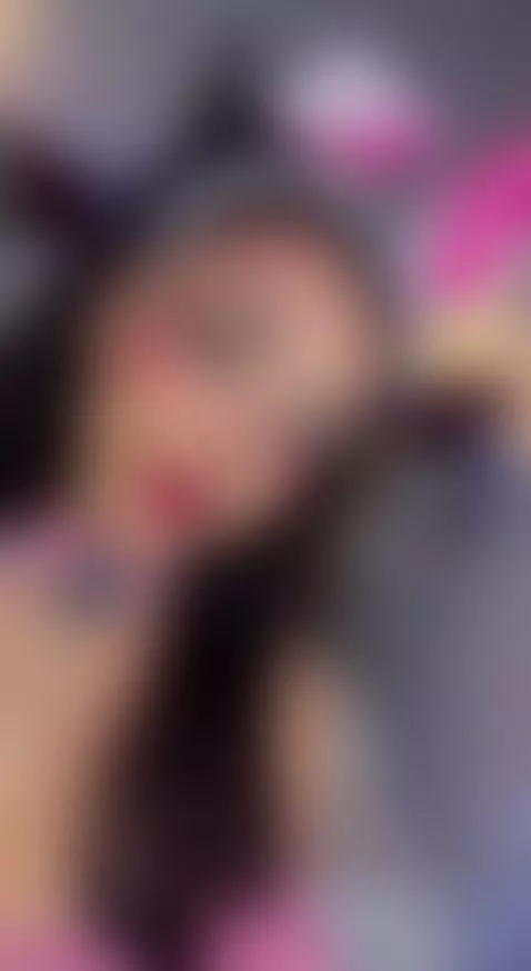 hi! online <3 i hope see you today, play whitme  now!  🤍http... by katsaky