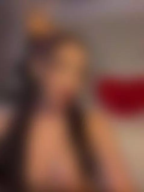 “I'm going to leave you thinking about me all day 💋” by katsaky