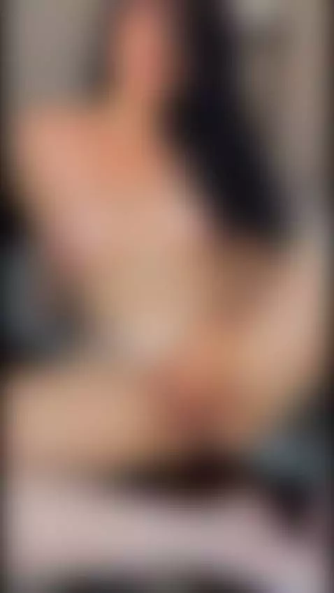 Hi hand some, how are u? go and check my profile. by violettalane