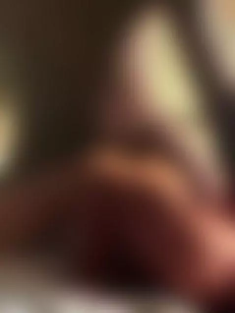 Me fui de viaje y terminé grabando con un brasileño…
#gaycon... by chewableurea