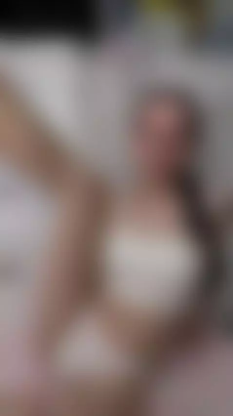 🔥Brunette fingers sliding deeper 💦 Exclusive OF by milaclark7