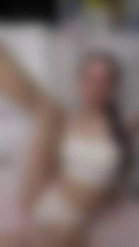 😈Curvy brunette clenching tight 💦 Join OF by milaclark7