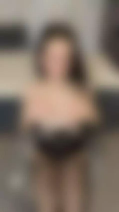 😈Tattooed curvy brunette lost in pleasure 🔥 Unlock OF by milaclark7