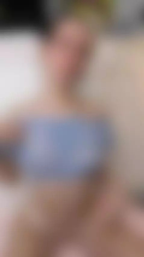 🍑Brunette’s round juicy ass in fishnets 😈 Exclusive OF by milaclark7