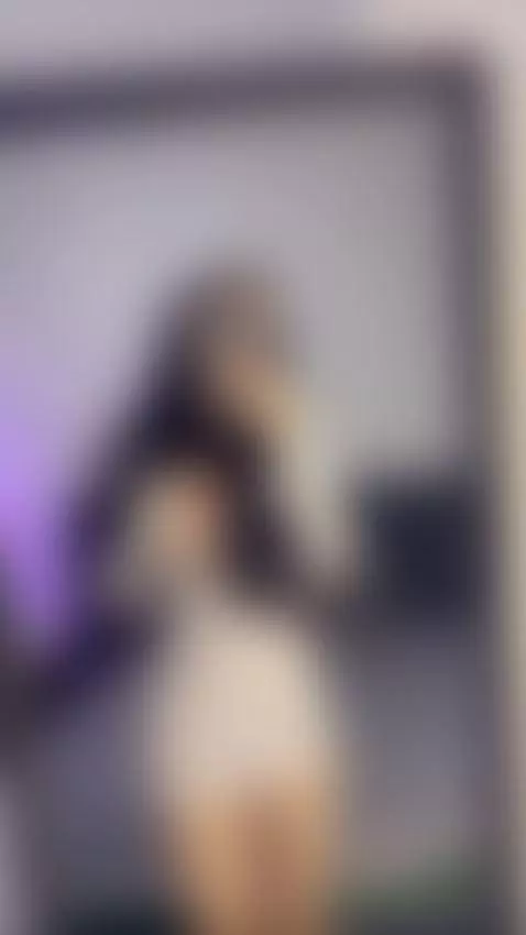 Cozy atmosphere and genuine emotions from a wonderful girl ✨... by milaclark7