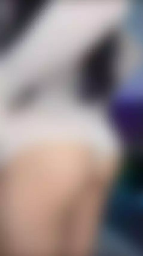 She knows how to keep your attention. Support her with a sub... by milaclark7