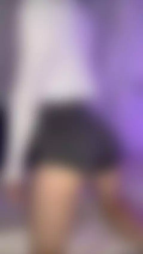 Lightness, style and charisma. Support with a subscription! ... by milaclark7