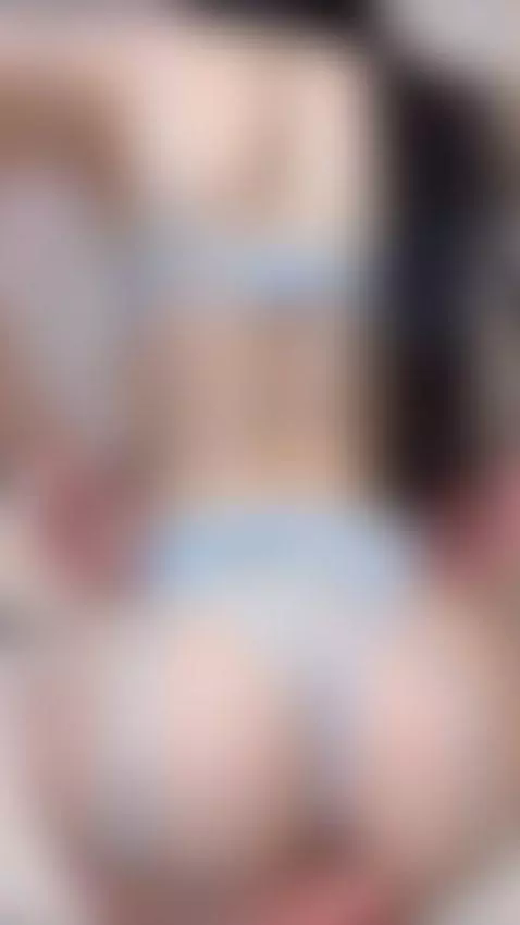 Want more content? Check out her OnlyFans 😏 by milaclark7