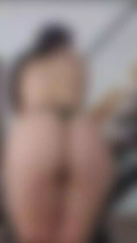 Soft breathing and gentle lines ✨ Catch the moment by sashaislovee