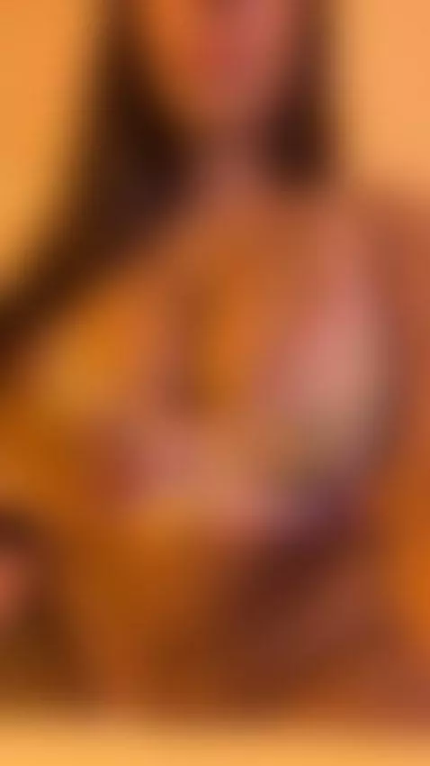 Bounce boobs in your face! by ellenwaris