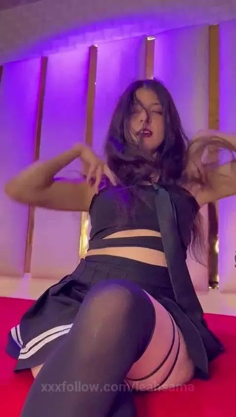 enjoy my hot body 🍆 by leahsama