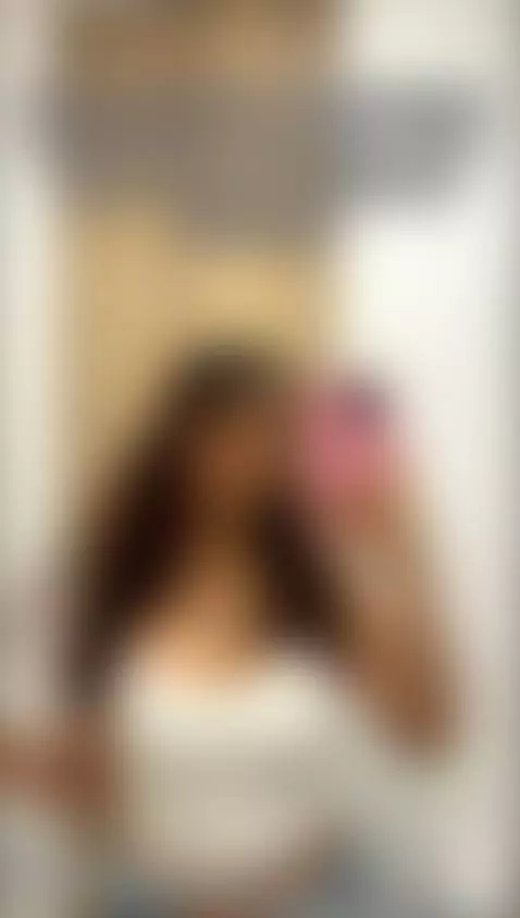 In the bathrooms I get naughty. 😈 by sarima