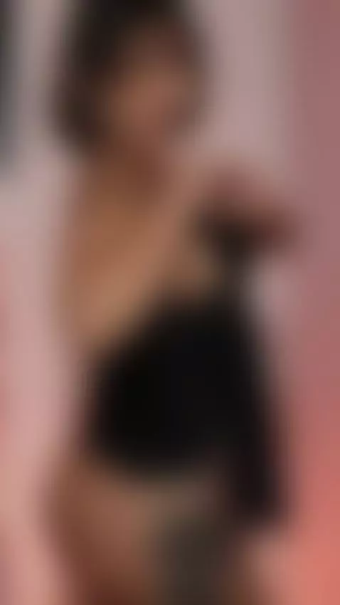 No es porno… todavía 😉 Uncensored side → link 🔥 allmylinks.c... by vickyflorez19