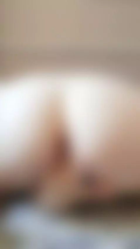 18+ Nude ass spread, fingers teasing wet pussy. by ravelilyxo