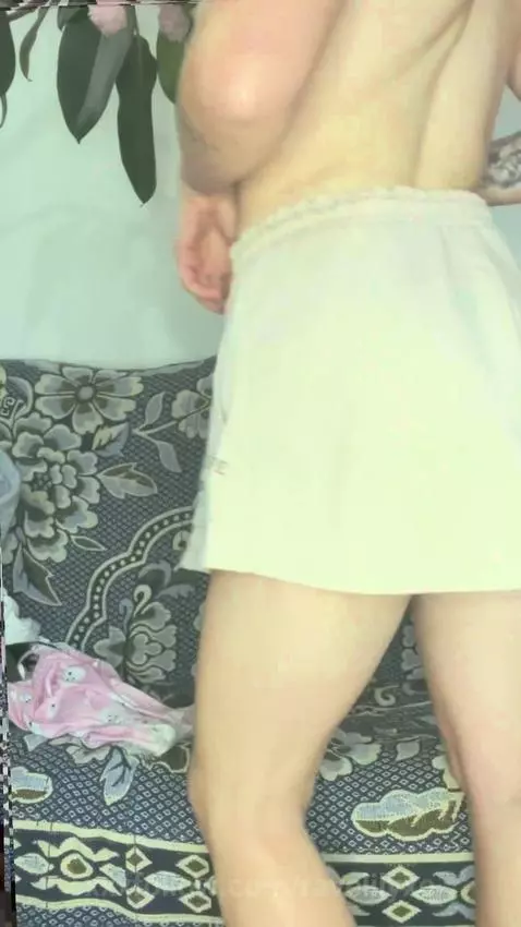 18+ Topless redhead's perky tits and tattooed ass tease in t... by ravelilyxo