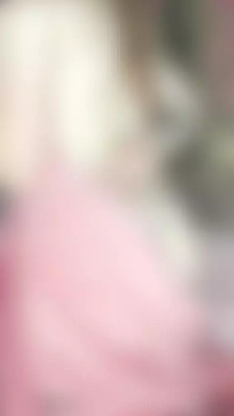 18+ Redhead's juicy nude ass teasing from pink blanket. by ravelilyxo