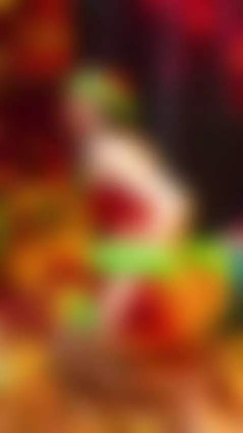 Can I be your gift this year? 🎁 by michbs