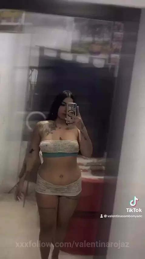 Do you want me naked? 😈 by valentinarojaz