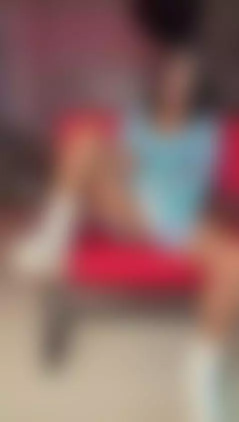 I masturbate while waiting for my photographer to fuck me. 😈... by nicoletcherry