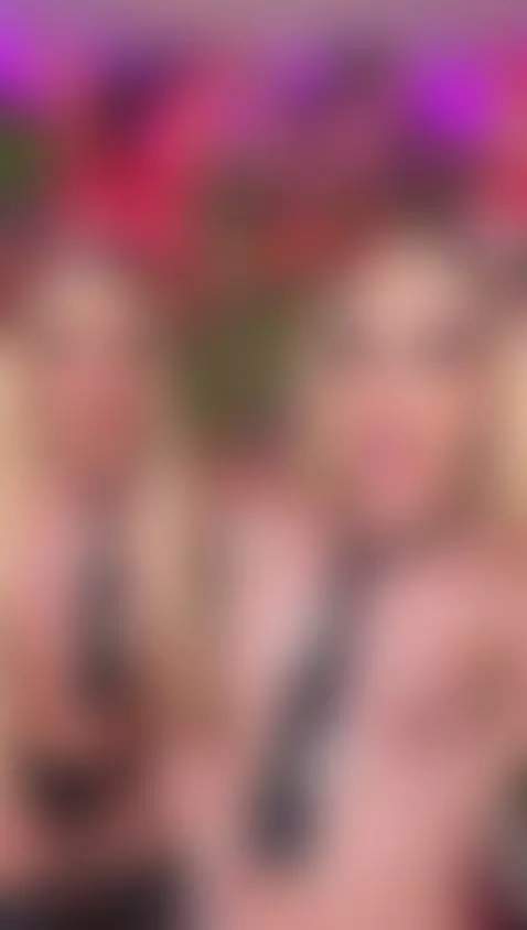 naked girls for u guys  🖤🖤🖤 by spicyblondes