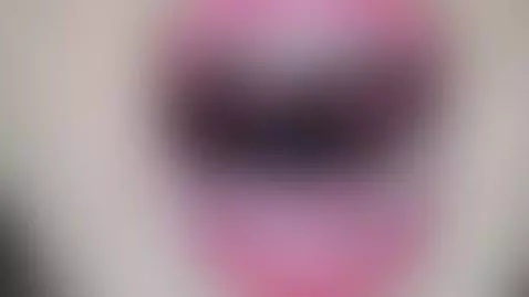 increíble... tragando un smartwatch .... mira mi contendio e... by aangeleyes2000