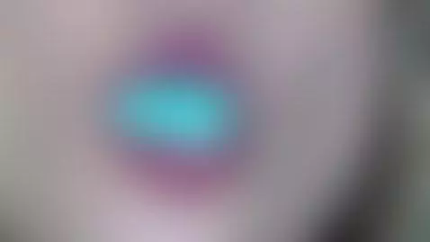 tragando grandes osos... mas de mi contenido en obly y clips... by aangeleyes2000