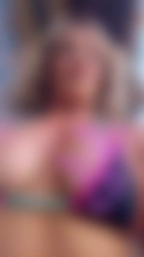 Need a lil pick-me-up⁉️ by missbehavinxoxo