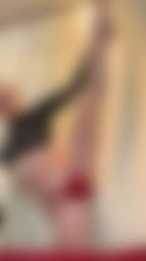 Stay till the end, I promise it’s worth it by lexibadoff