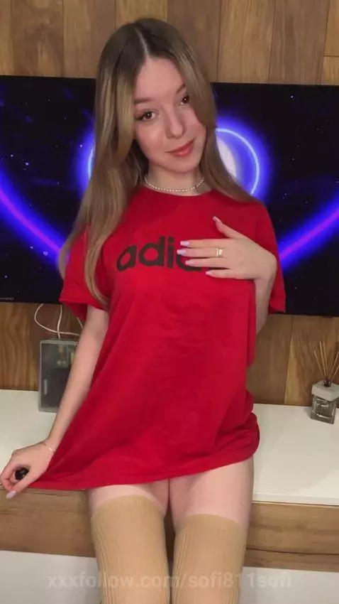 Naked video as a gift for subscribing if you give me the cod... by sofi811sofi