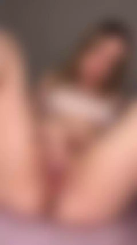 Would you like to taste this pussy's juices?💦 by sofi811sofi