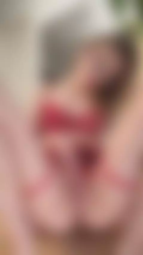 I move gentle, like warmth has weight 😏💫 by kyoxkiai