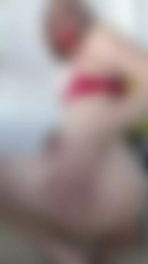 Bigass blonde arched, asshole open 24/7 😻 OnlyFans by yourtacyyy