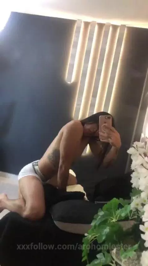 moving ass by arohomlester