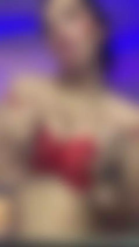 Daddy's dirty girl is here, don't miss out on spending a hot... by kiim-stone