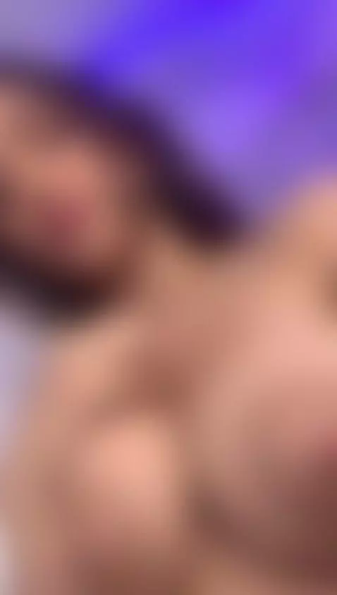 If you look at me like that, I get so turned on by kiim-stone