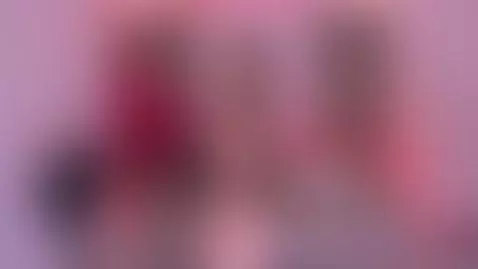 I'm longing to have you inside me.
https://es.stripchat.com/... by kiim-stone