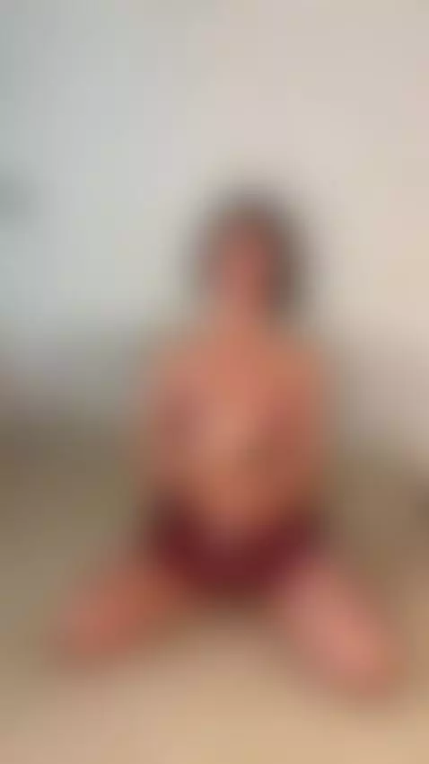 I let the light follow every move 😏💋 by mellaniaemberlyn