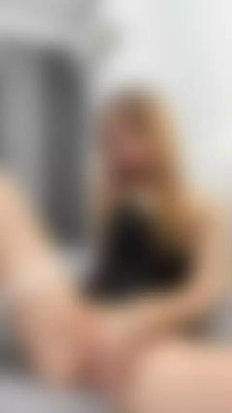 Tiny blonde fingers her pussy by camblair