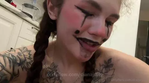 Hi, i'm new here! Subscribe on me and my OF by dianajuicy