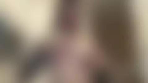 Shaking my tits with nipple clamps by dianajuicy