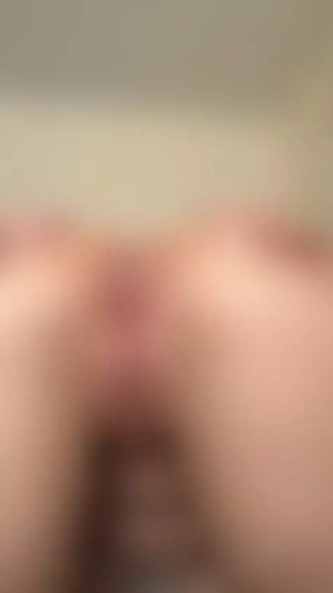 Grey nails slowly part her soft pink folds in extreme close-... by dianajuicy