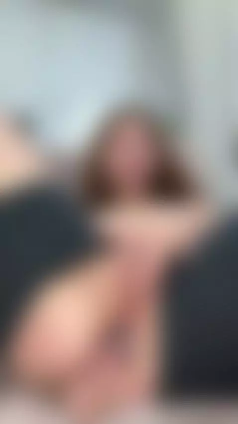 Wanna see me stretch my wet asshole? Sub OF by dianajuicy