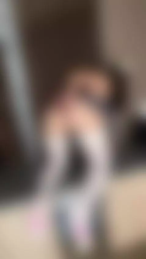 bent over the counter and came so hard 🔥 Sub OF by dianajuicy
