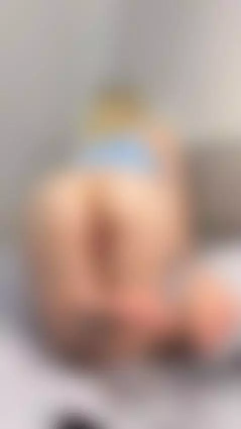 I behave here… most of the time 😌 My OF is where I don’t 😈🔥 by stefanialune