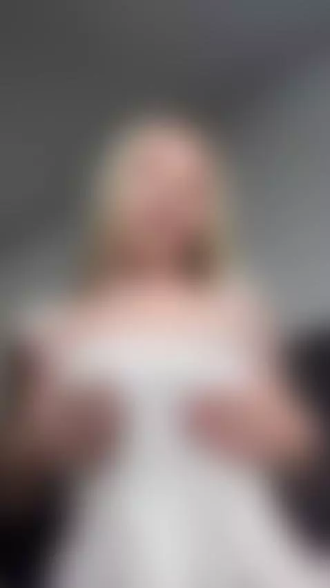 This is just a controlled tease — my OF isn’t so controlled ... by stefanialune