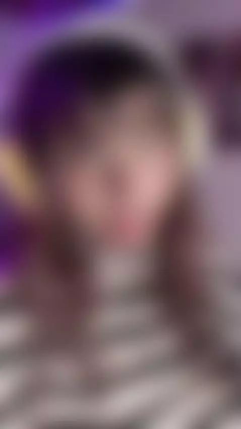 sigeme en estripchap como freyaa_samaa by freyasama