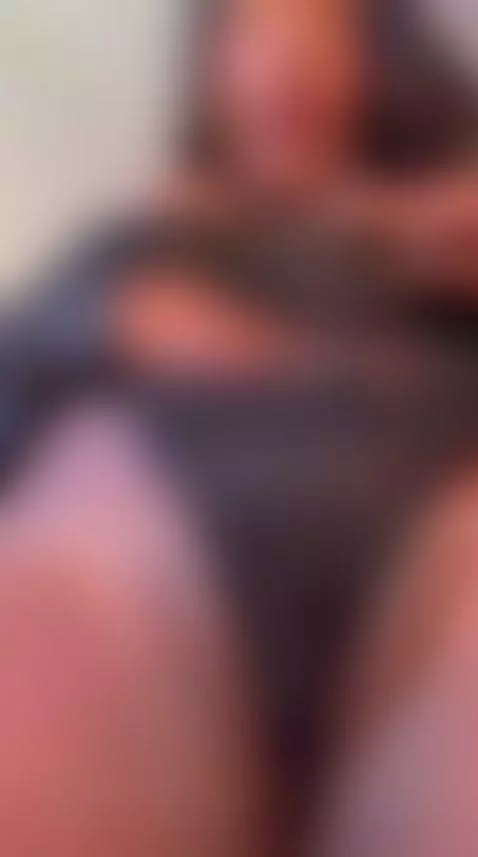 I wanna feel u inside me!! 😏🥵 by ariavictoria-jk