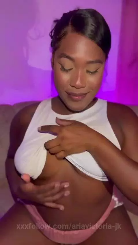 🍒🥵😈 by ariavictoria-jk