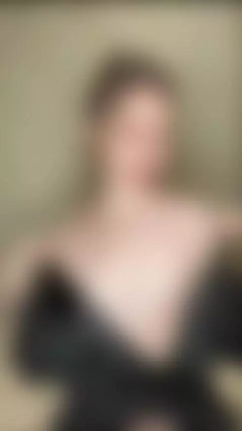 Stay close, it’s fun here — follow 💕 by leilaleilaa