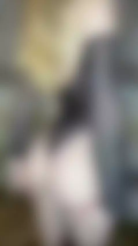 Charm in every movement — follow 🌈 by leilaleilaa